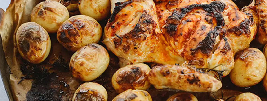 Paprika Roast Chicken With Potatoes – Polito Store